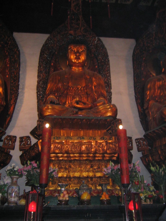 Altar im Jade-Buddha-Tempel